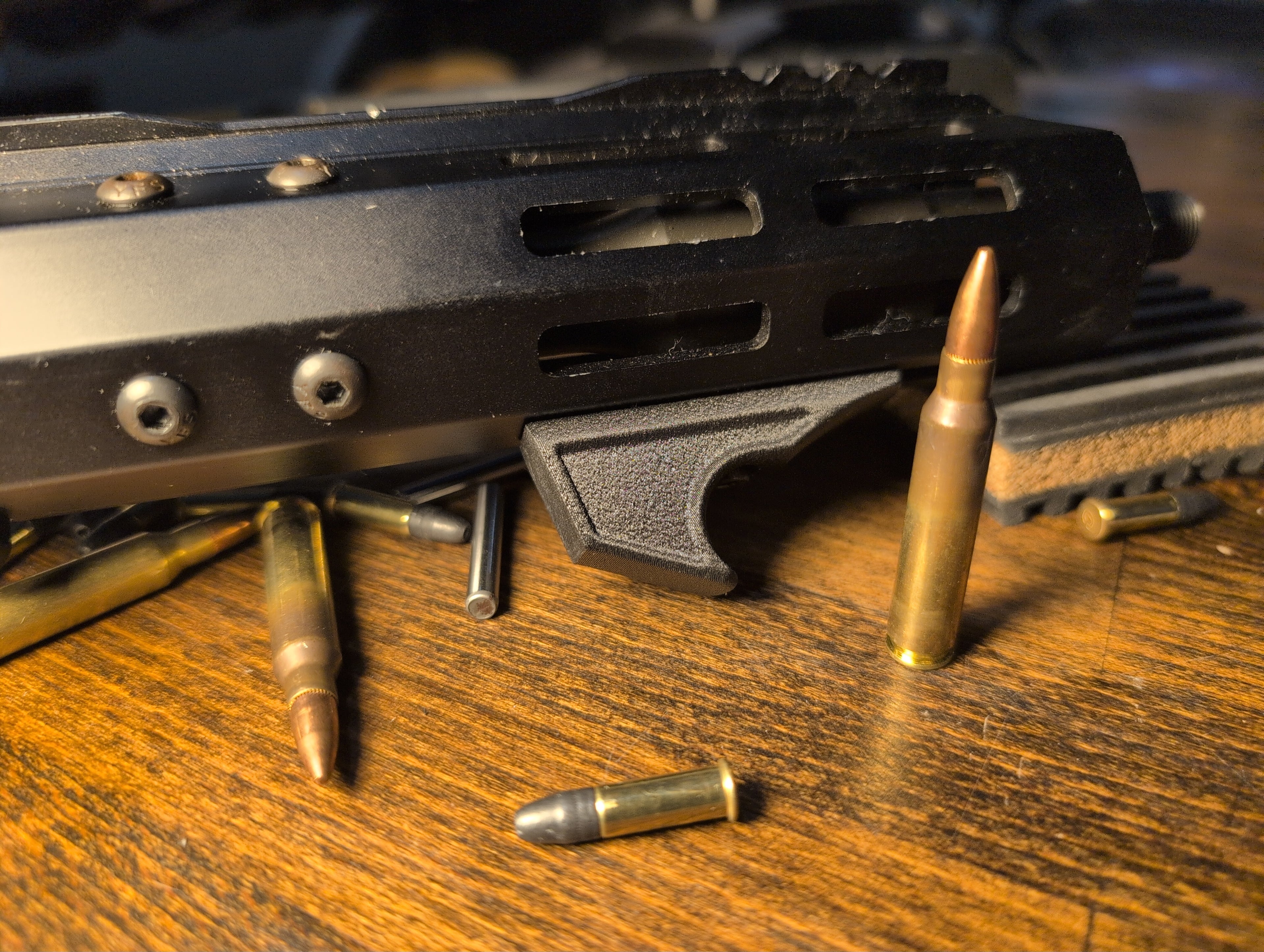 Low Profile MLOK Handstop - Reversible - Carbon Fiber